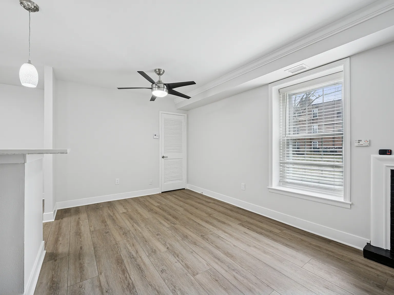 Meadowbrook Apartments — Photo 1