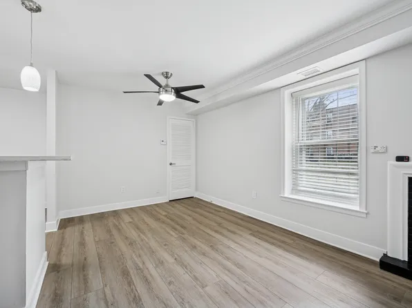 Meadowbrook Apartments