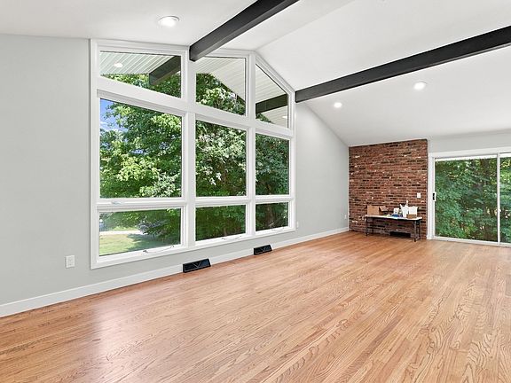 3rd image of 20 Wachusett St