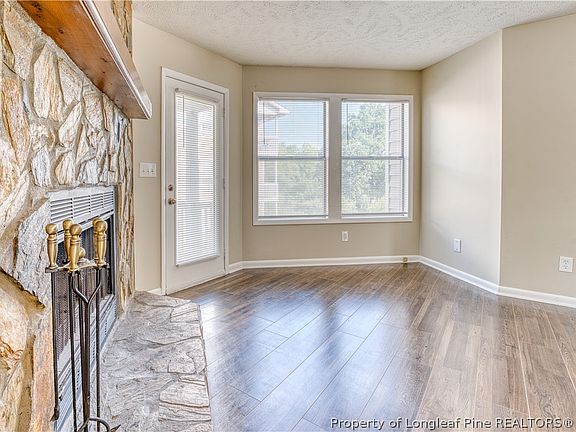 3rd image of 1006 Brookhollow Dr APT 7