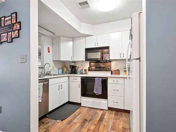 5th image of 4914 Cheryl Dr