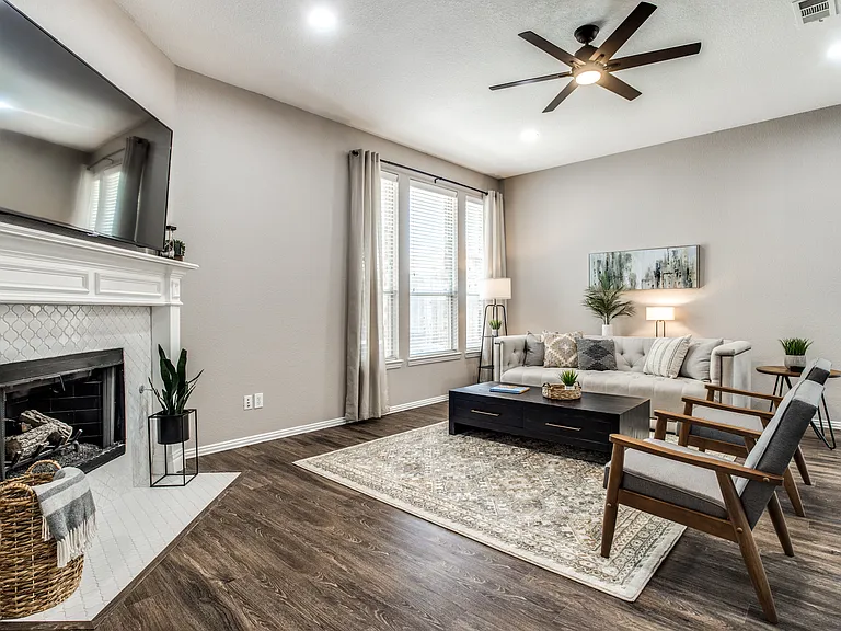 5848 Palomino Dr — Photo 1