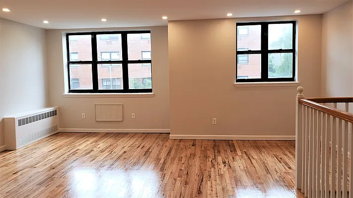 Rented by The Hamilton Group | media 9