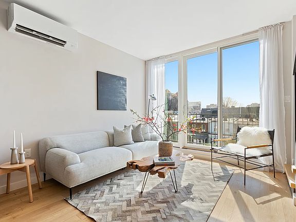 3rd image of 406 Fenimore St Penthouse B