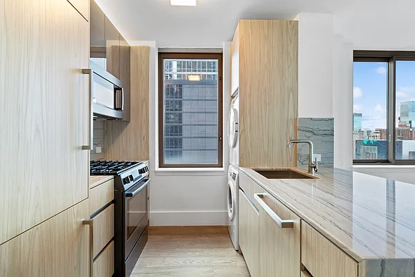 Rented by Greystar | media 2