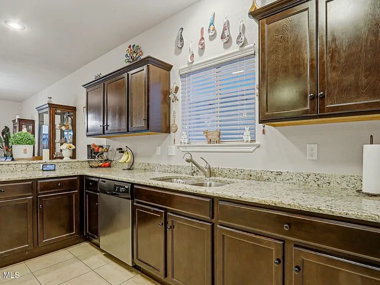 5601 Valley Maple Dr — Photo 7