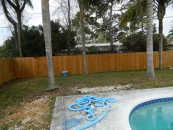 3rd image of 3422 Willow Oak Dr