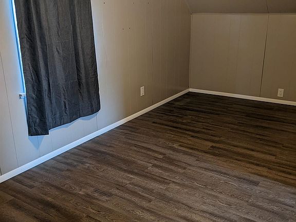 5th image of 406 Jennison St