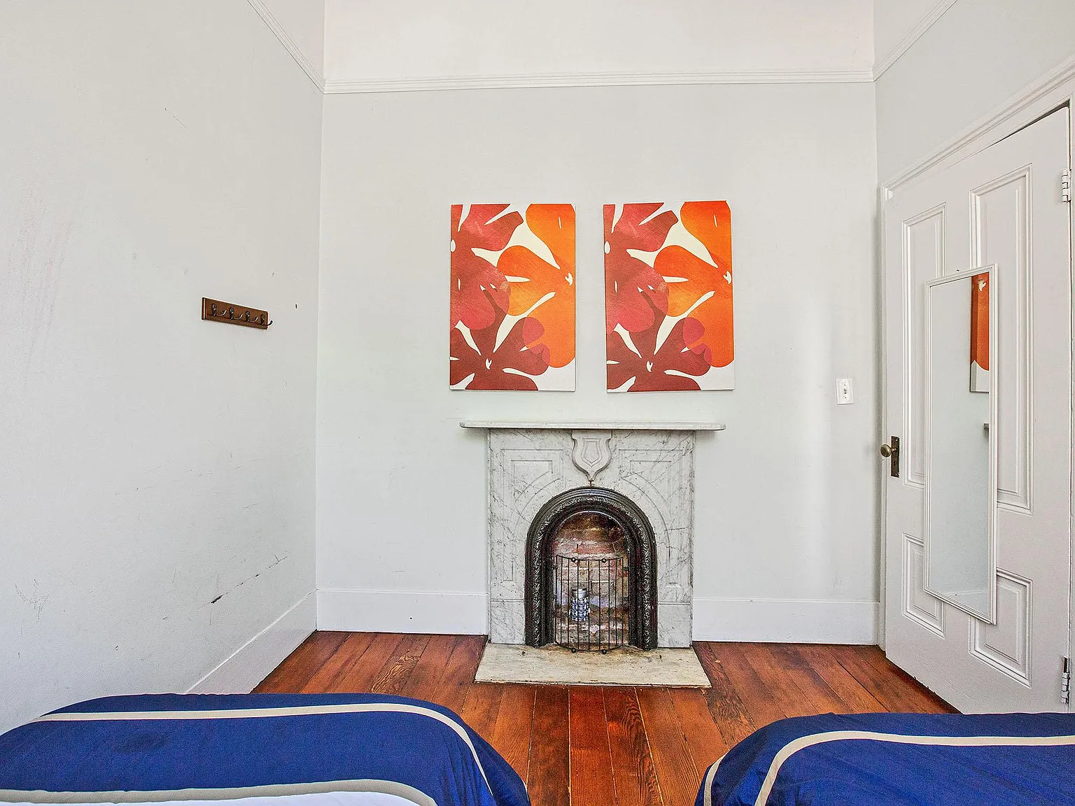 2 bed, 900 sqft, $4,850 — Photo 4