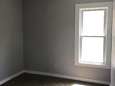 5 bed, $1,600 — Photo 4