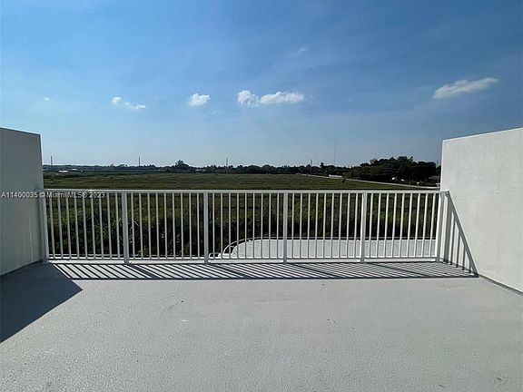4th image of 25673 SW 144th Ave #25673