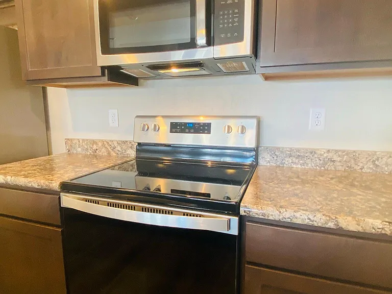 1415 Destiny Ln — Photo 6