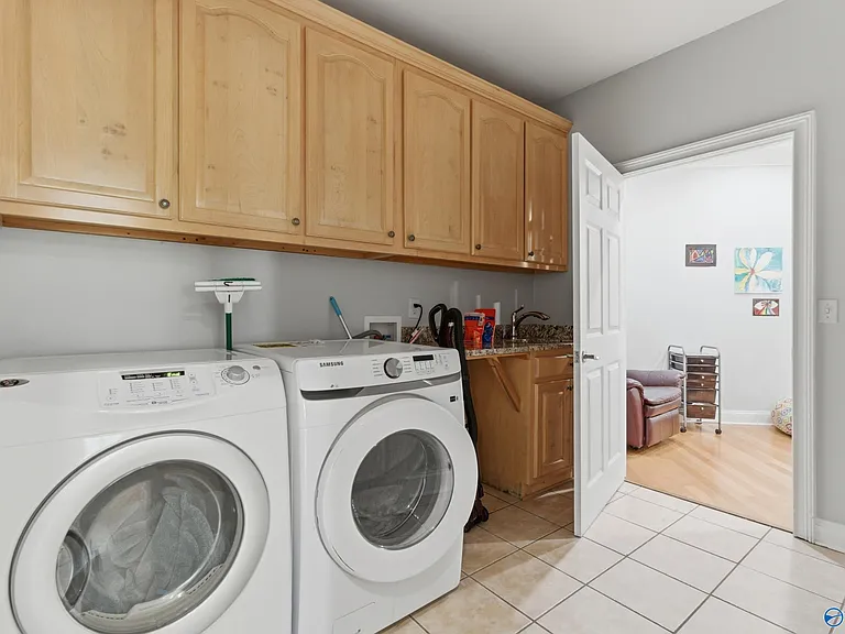 2704 Hampton Cove Way SE — Photo 32