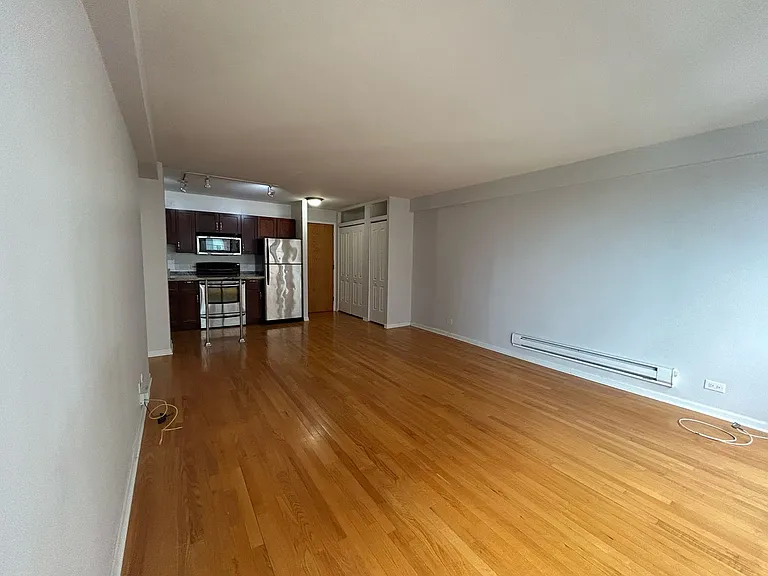 4180 Marine Terrace Apartments — Photo 134
