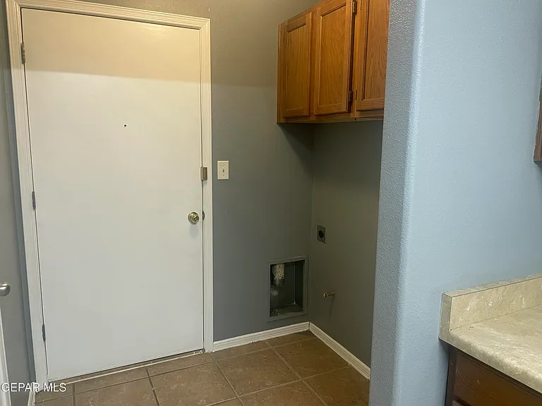 5724 Saluki Dr #A — Photo 6