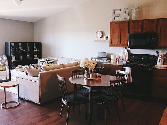 5th image of 4403 Jayhawks Way APT 4