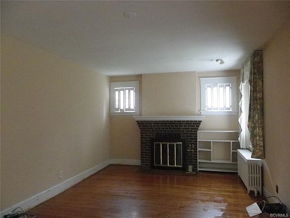 5th image of 2101 Byron St