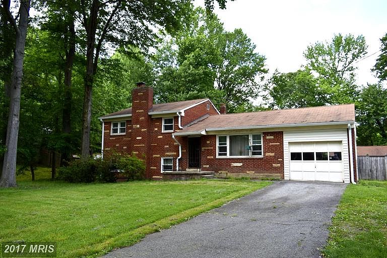 1st image of 9500 Sherwood Dr