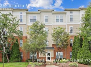 3830 Lightfoot St UNIT 426, Chantilly, VA 20151