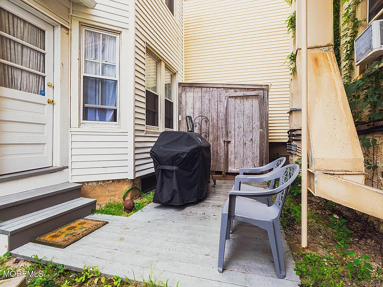 3 Bath Ave — Photo 52