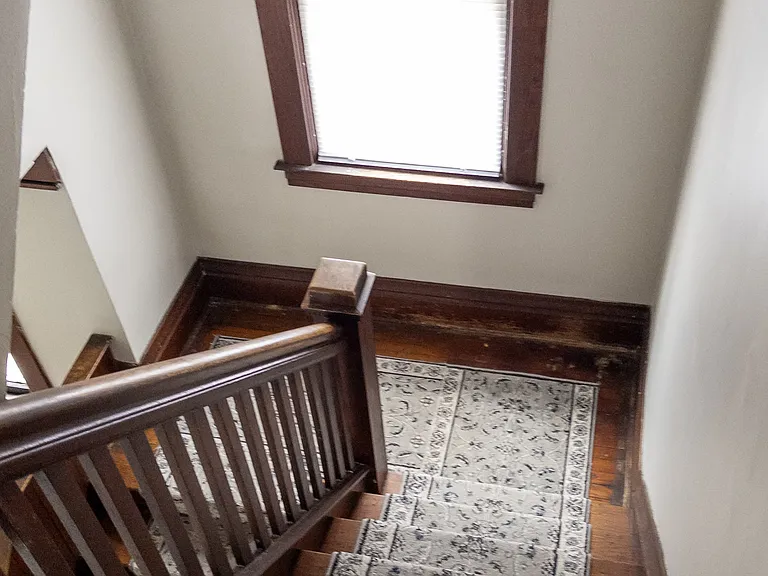 1421 Sherwood Ave — Photo 33