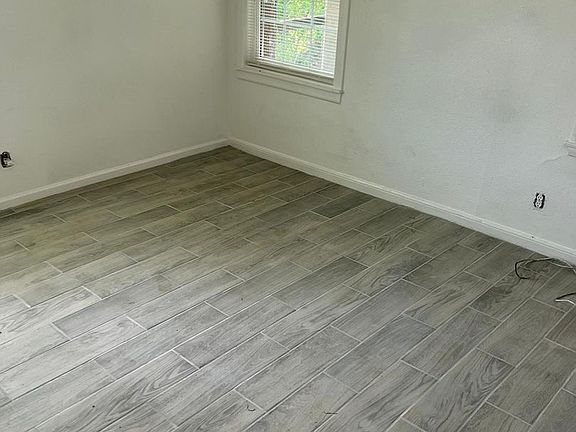 5th image of 1731 W 7th St #1731