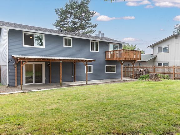 3rd image of 5129 30th St NE