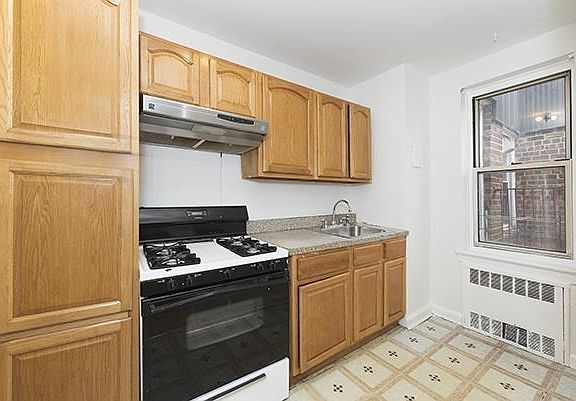 4th image of 65-35 Yellowstone Blvd #6H
