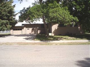 401 S 3rd St, Bridger, MT 59014