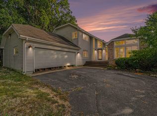 11276 Gerry Ct, Crown Point, IN 46307