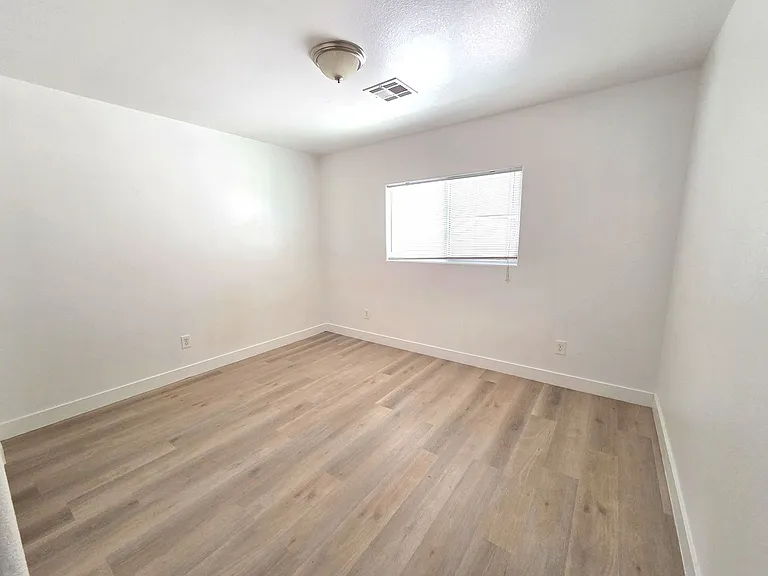 5034 Aesop Ave — Photo 18