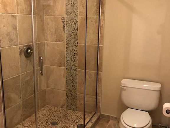 5th image of 533 Columbia Ave APT 176