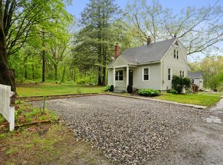 49 N Wawecus Hill Rd, Norwich, CT 06360