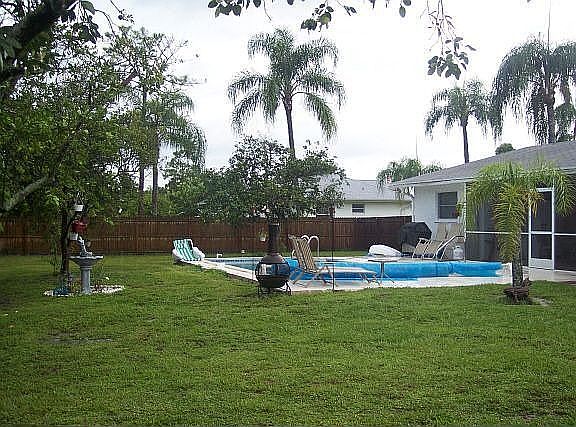 2nd image of 17140 Carolyn Ln