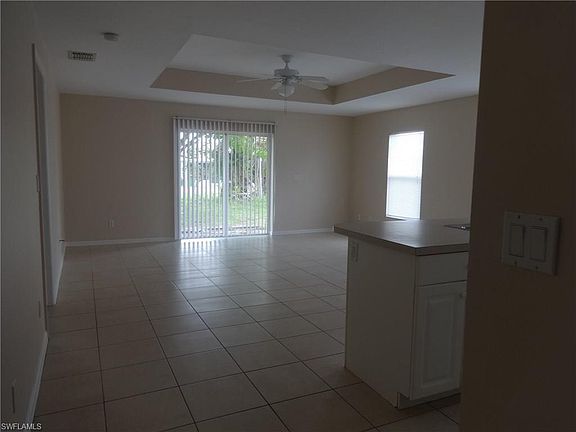 3rd image of 227 SE 23rd Pl