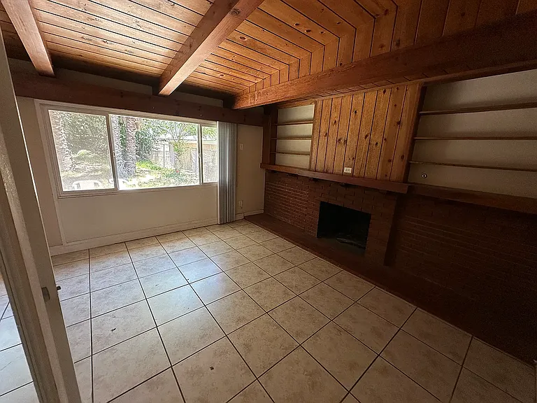 3598 Mount Vernon Ave — Photo 14