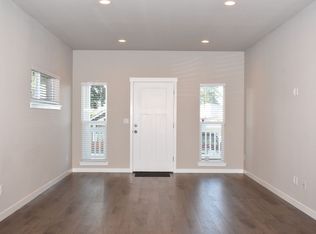 8047 S Thompson Ave, Tacoma, WA 98408