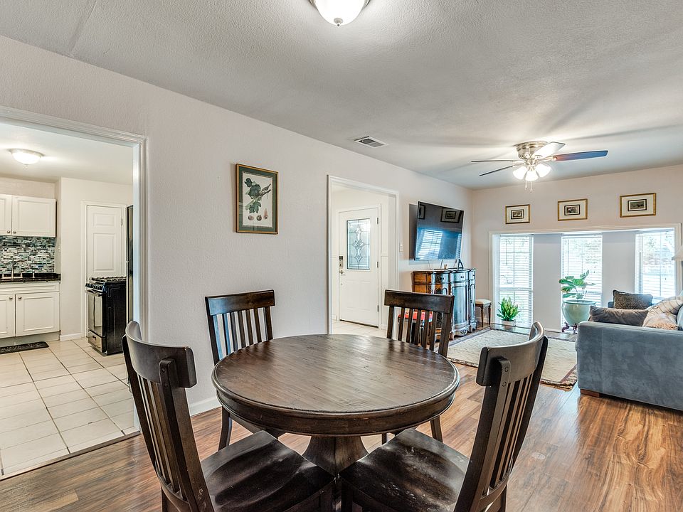 1st image of 2914 S Montreal Ave #1