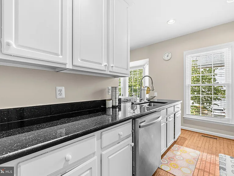 13967 Gill Brook Ln — Photo 10