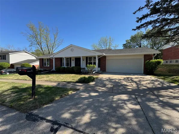 1416 Chandellay Dr, Saint Louis, MO 63146