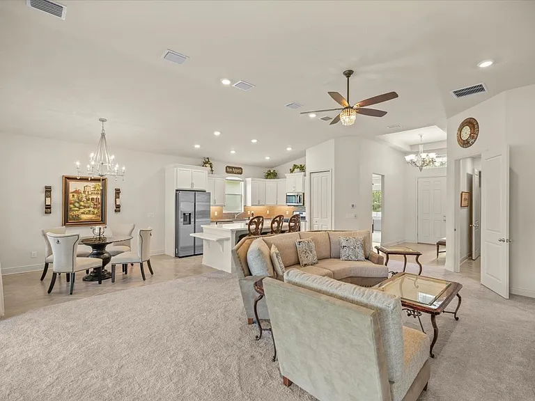2443 N Andrea Point — Photo 4