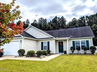 849 Fairfield Cir, Raeford, NC 28376