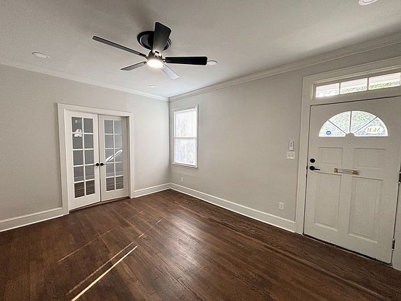 3rd image of 3501 Prentice Ave