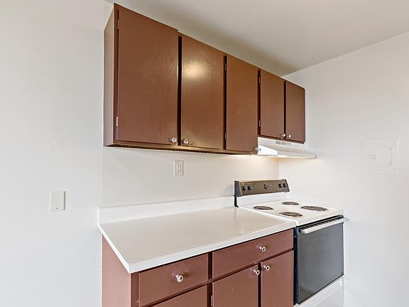 5th image of 5625 15th Ave NE APT 408