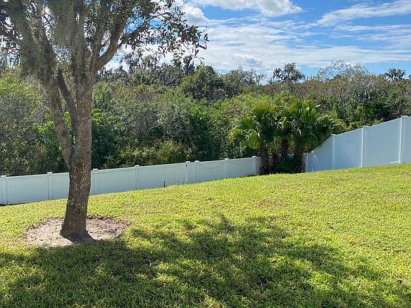3rd image of 10732 Shady Preserve Dr