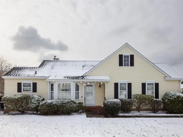 2555 Youngs #5E, Southold, NY 11971