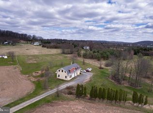 243 Schlegel Rd, Gilbertsville, PA 19525