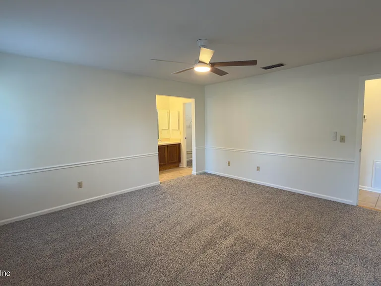 7914 Longshadow Ct — Photo 6