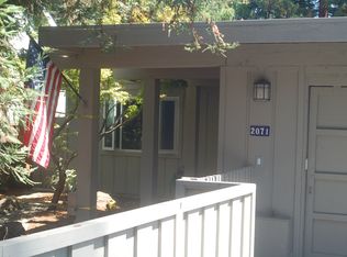 2071 Camino A Los Cerros, Menlo Park, CA 94025