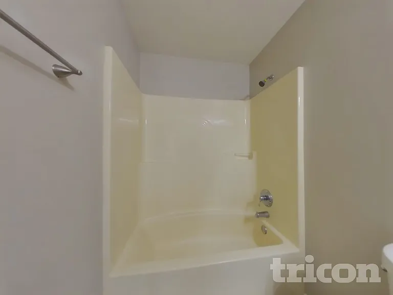 11491 N Creekside Dr — Photo 11